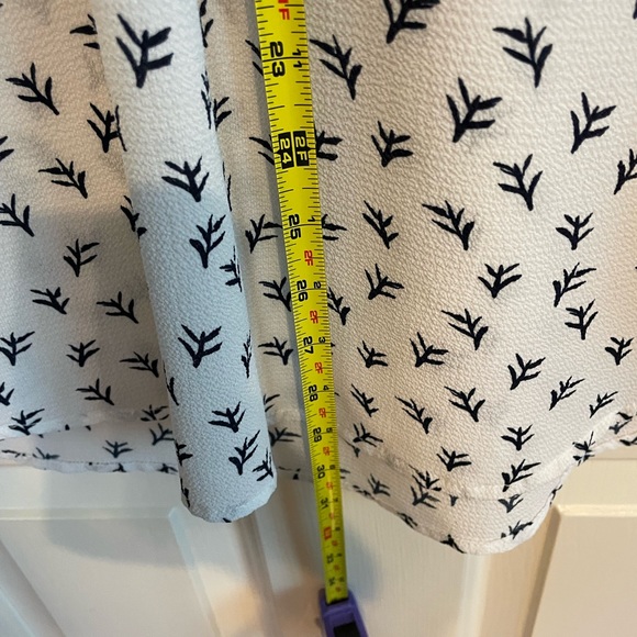 Fun 2 Fun blouse - Picture 3 of 3